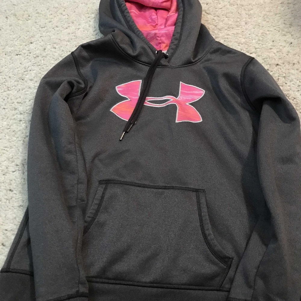 Under Armour Sweatshirt